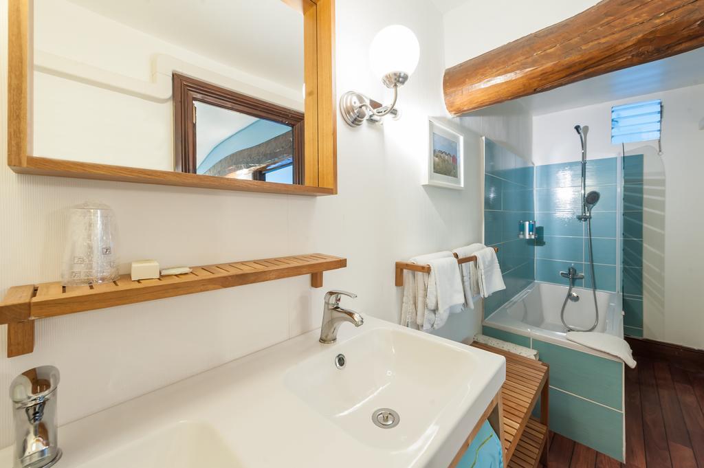 Logis Domaine Du Prieure Hotel Tonnay-Boutonne Luaran gambar