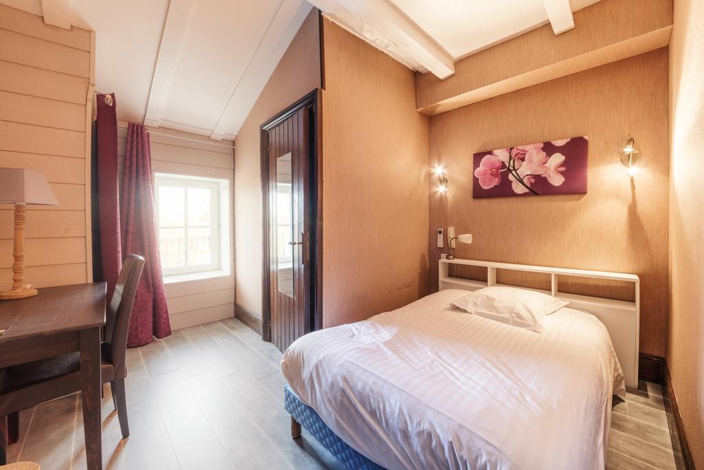 Logis Domaine Du Prieure Hotel Tonnay-Boutonne Luaran gambar