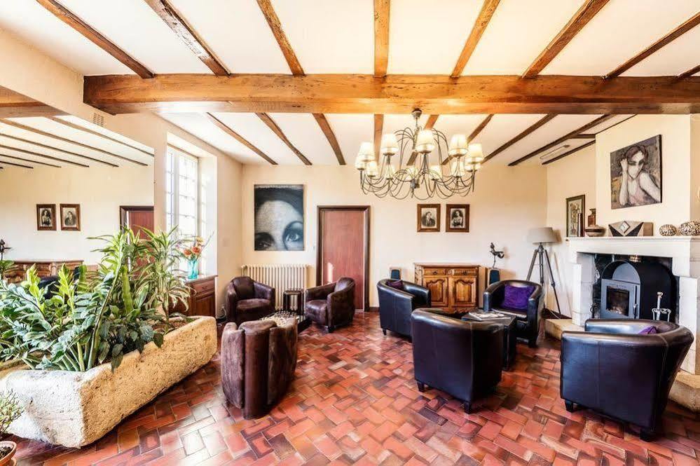 Logis Domaine Du Prieure Hotel Tonnay-Boutonne Luaran gambar